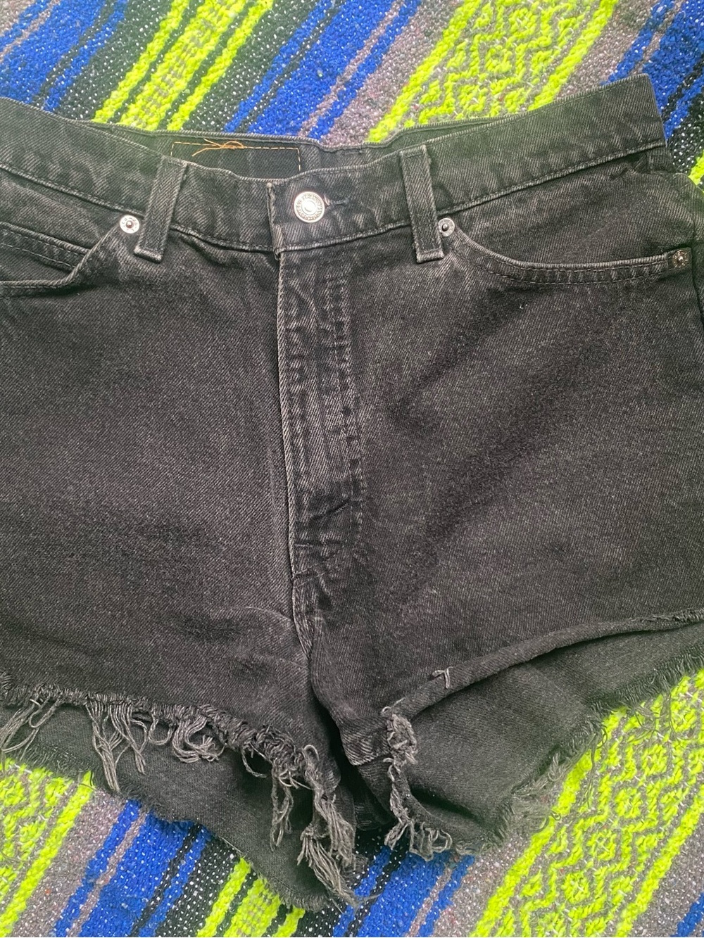 Levi's Black High-Rise Frayed Hem Denim Shorts
